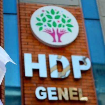 AYM'den HDP'ye ek süre